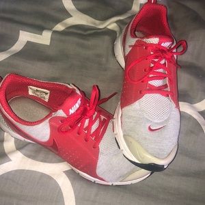 Women’s Nike shoes